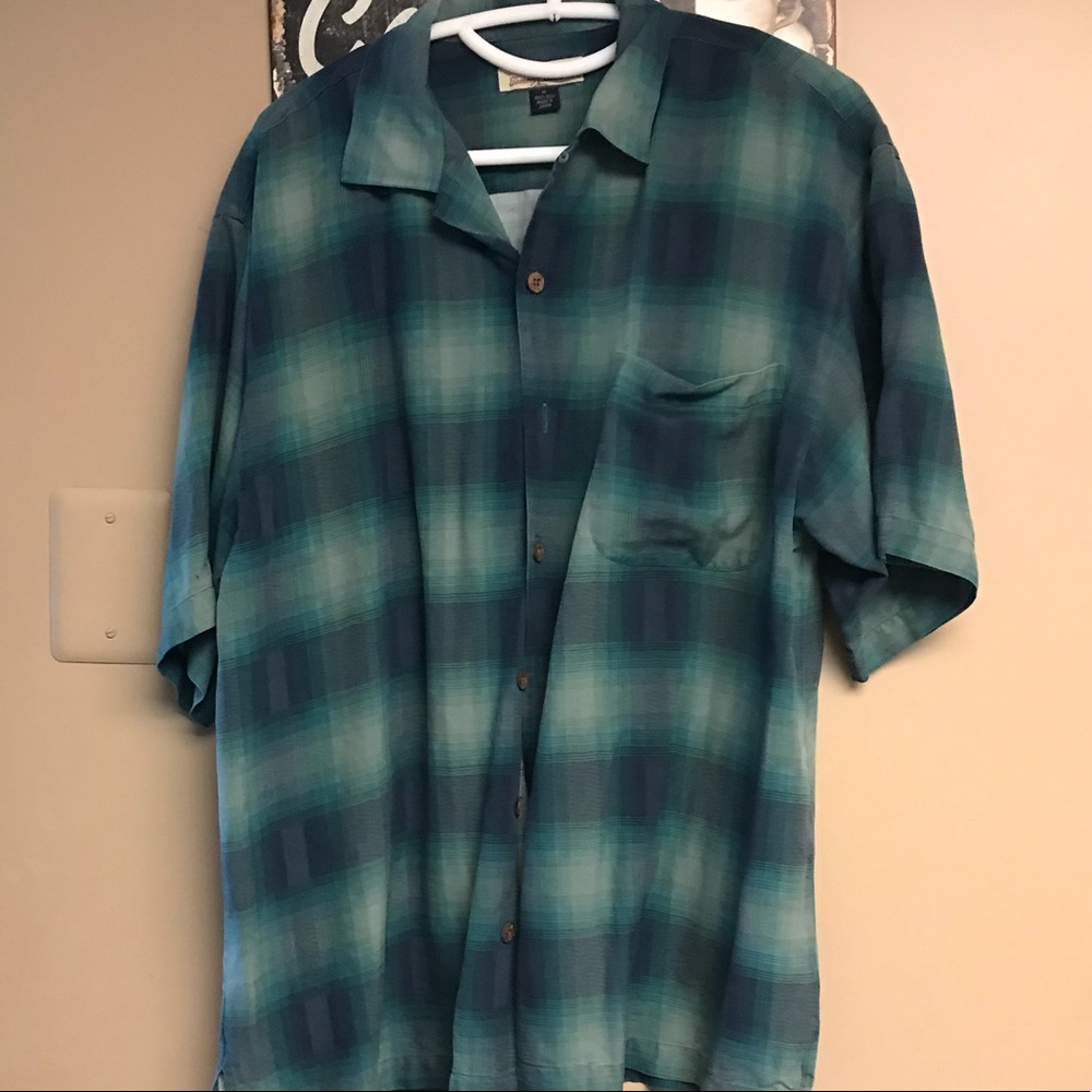 tommy bahama button down tee